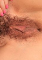 Hairy Dream Girl spreads her bush, Dream Girl (dre003) ATK Natural & Hairy: Dream Girl (Hairy Dream Girl spreads her bush)