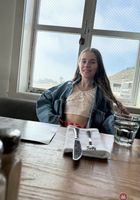 Sia Wood Malibu Pier Date BTS, Sia Wood (sia004) ATK Petites: Sia Wood (Sia Wood Malibu Pier Date BTS)